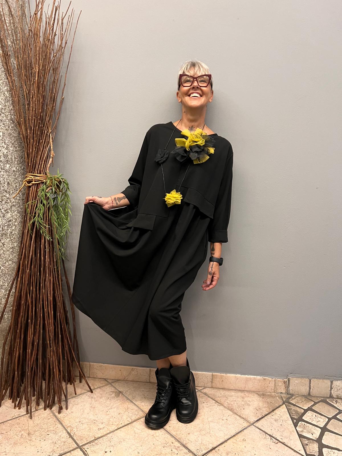 VESTITO BRUNILDE