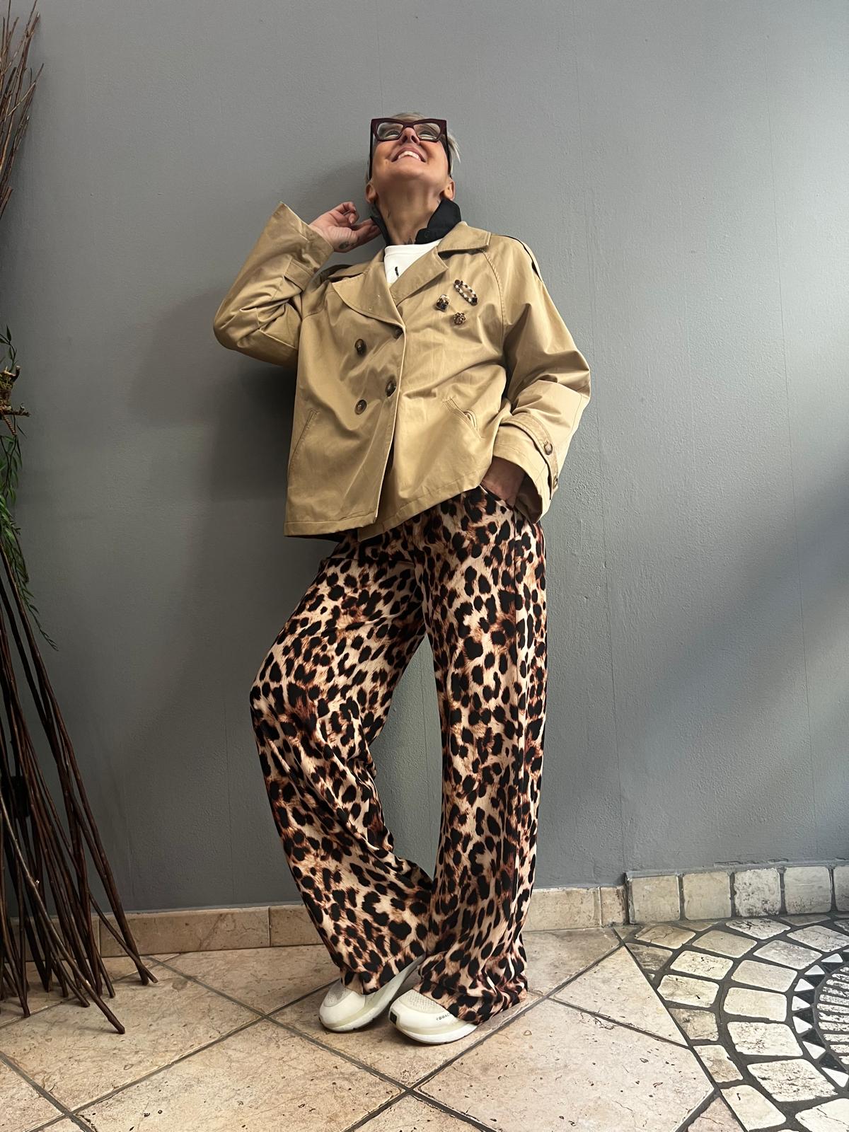 TRENCH HOLMES