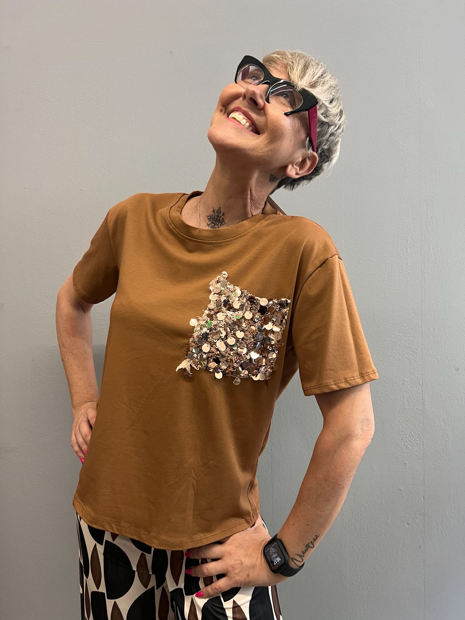TSHIRT MEGAN